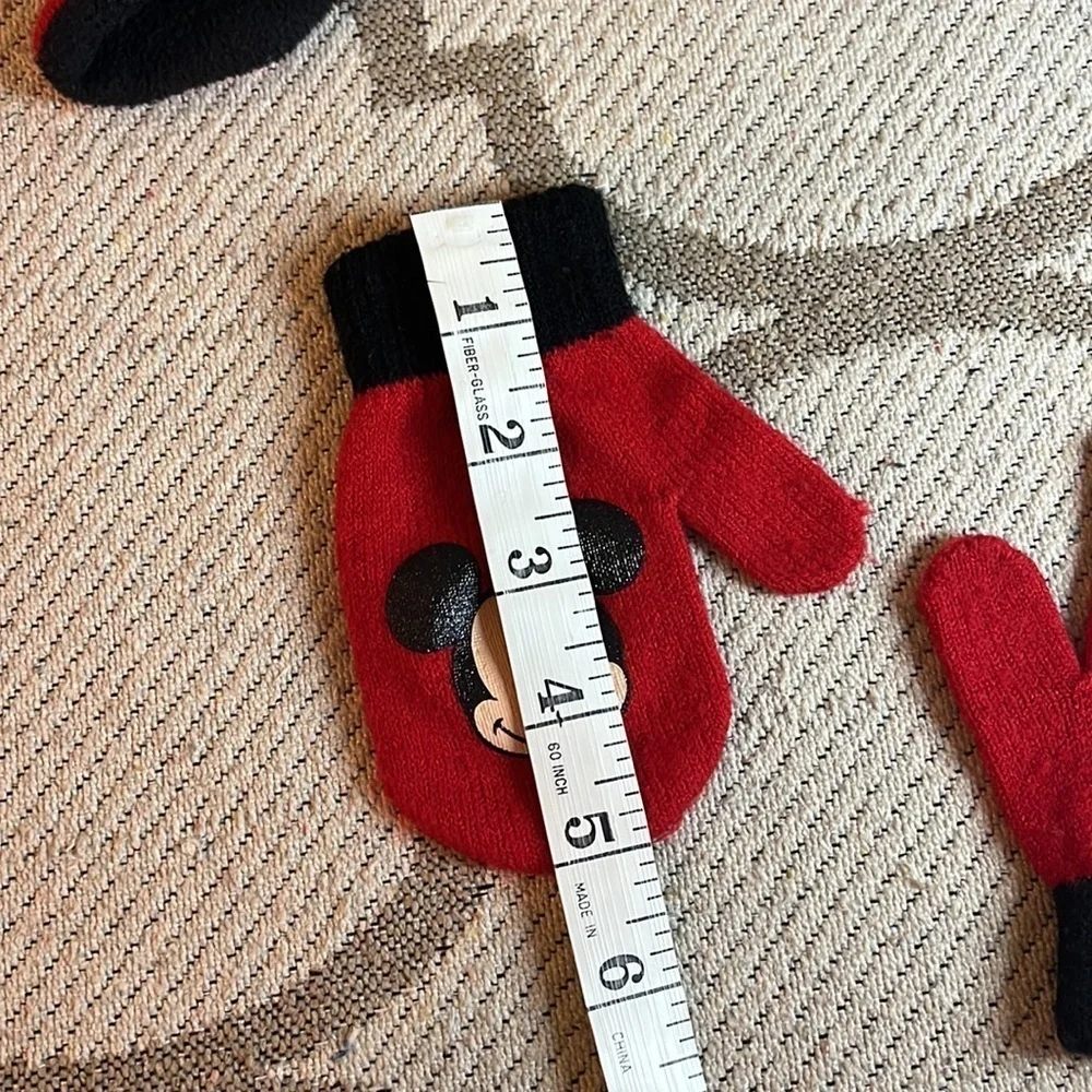 Disney Mickey Mouse hat & mittens